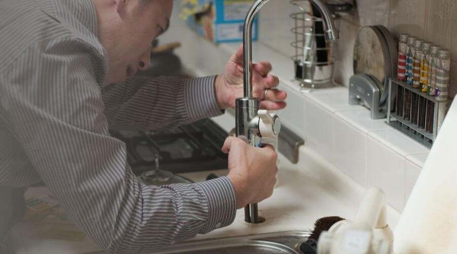 Local tankless water heater installation in Grant City, MO